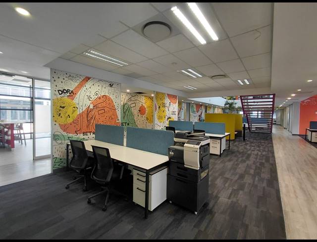 2,905M² OFFICE TO LET IN BRYANSTON